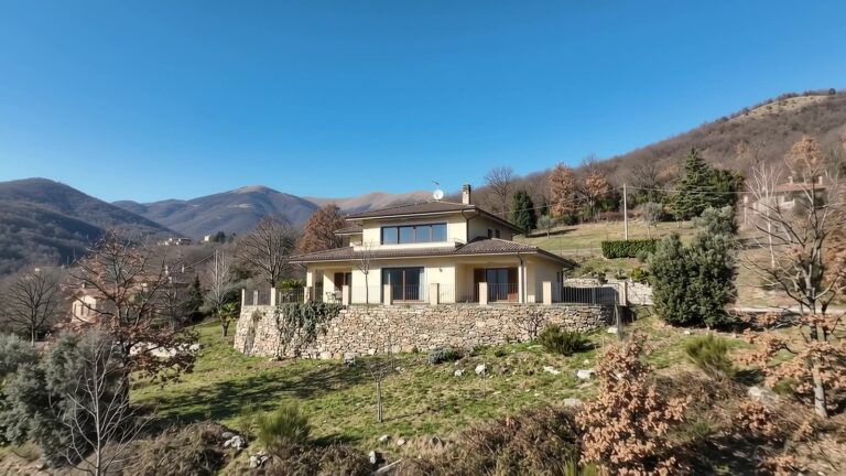 Aerial view of Villa Gavenola